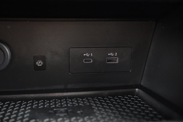 Used 2024 Nissan Pathfinder SL AWD/4WD image 23