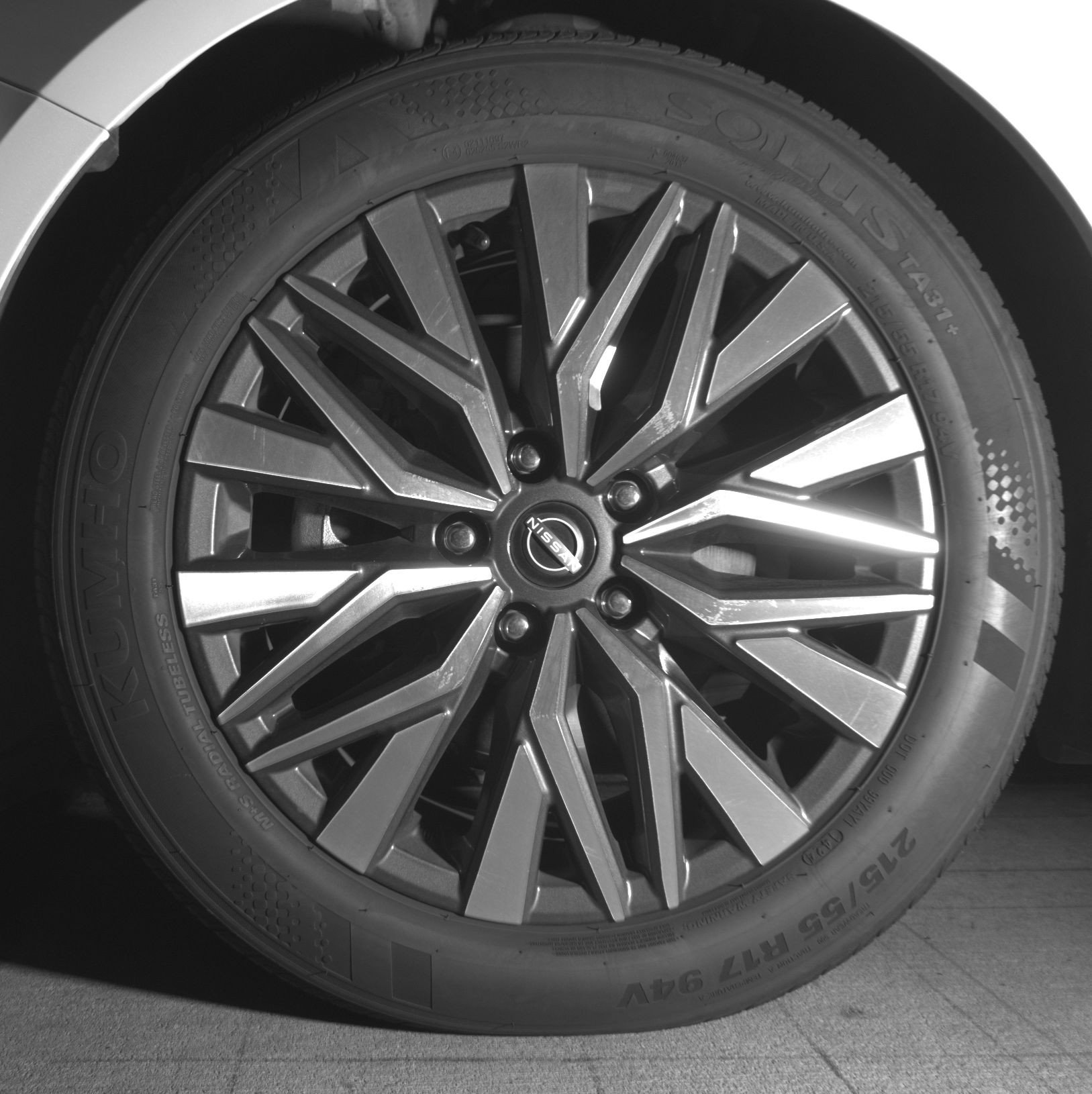 Used 2025 Nissan Altima 2.5 SV image 12