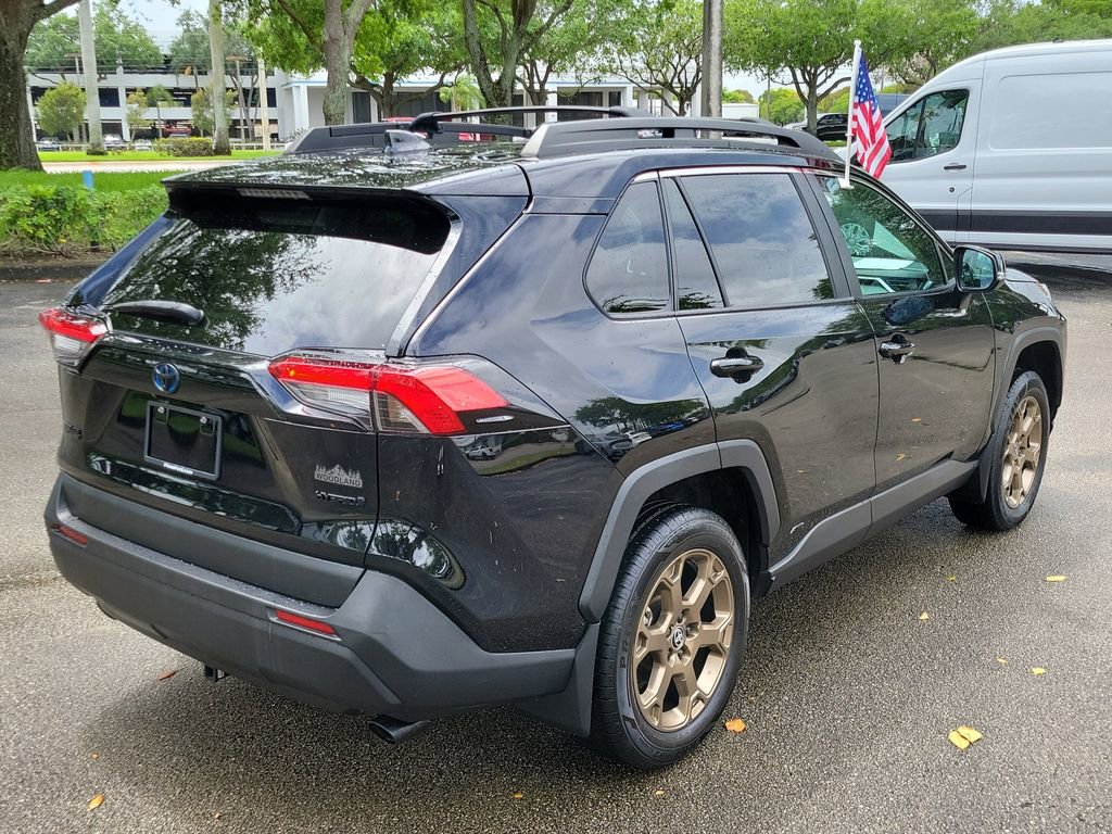 Used 2024 Toyota RAV4 AWD Hybrid image 5