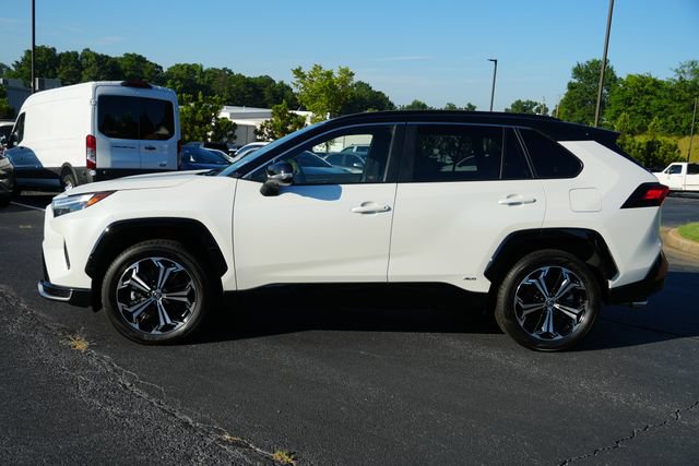 Used 2025 Toyota RAV4 XSE w/ Premium Package AWD/4WD image 4