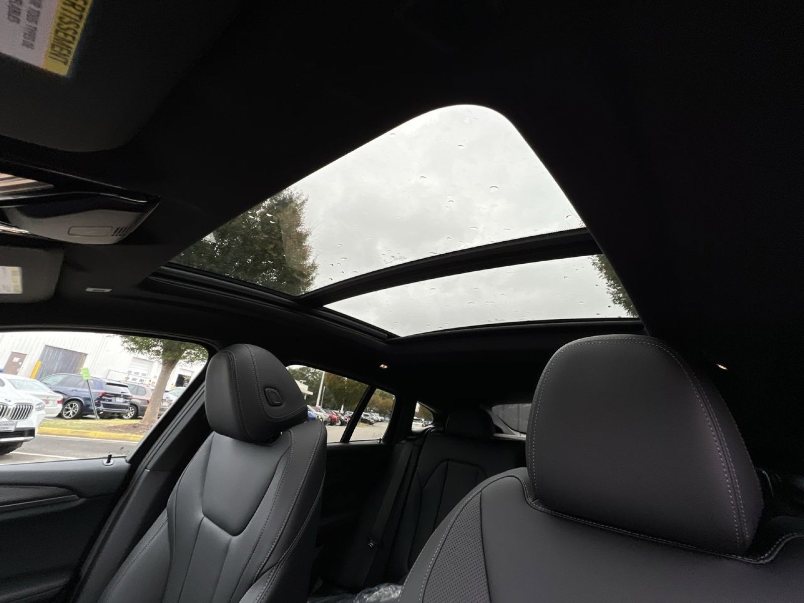 New 2025 BMW X4 xDrive30i w/ Premium Package image 21