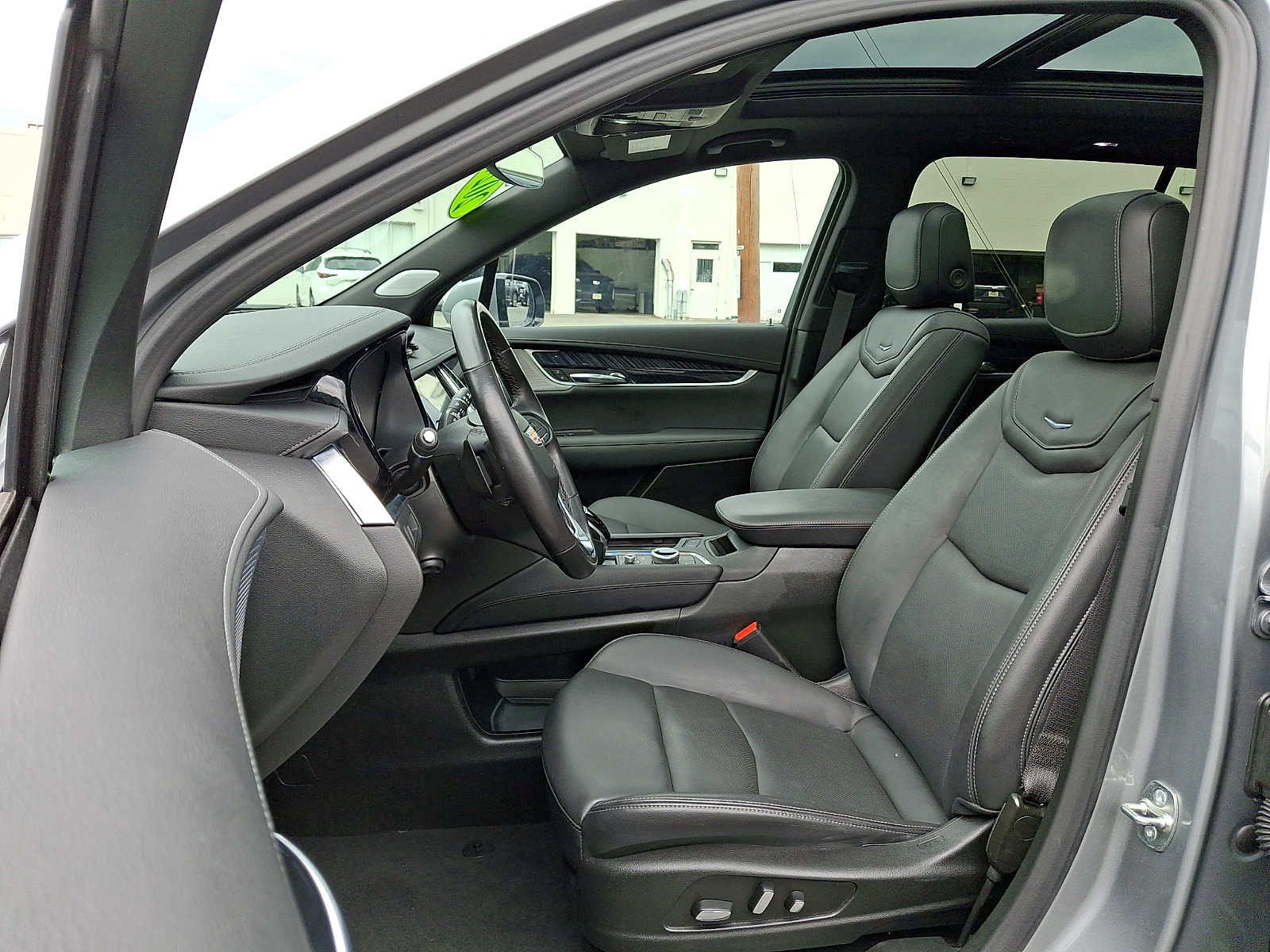 Certified 2024 Cadillac XT6 Premium Luxury AWD/4WD image 27