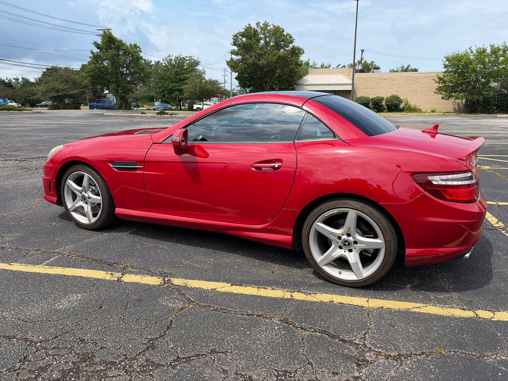Used 2014 Mercedes-Benz SLK 350 image 4
