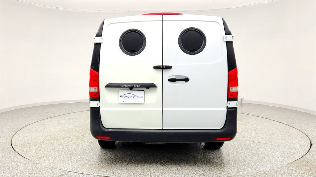 Used 2023 Mercedes-Benz Metris image 6
