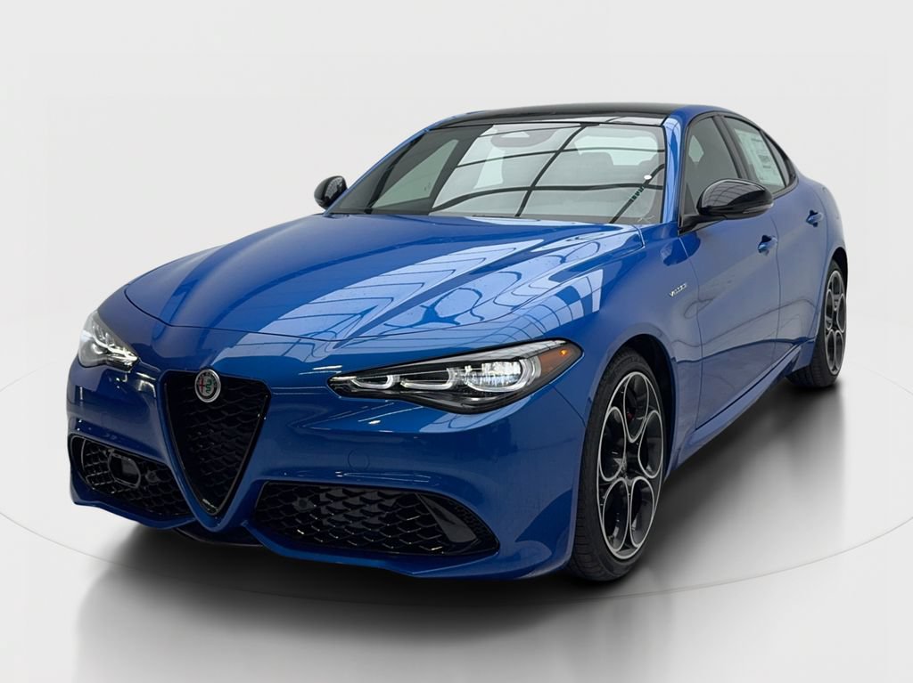 New 2026 Alfa Romeo Giulia w/ Driving Assist Package RWD image 4
