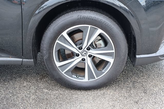 Used 2025 Lexus RX 350 Premium w/ Accessory Package FWD image 11