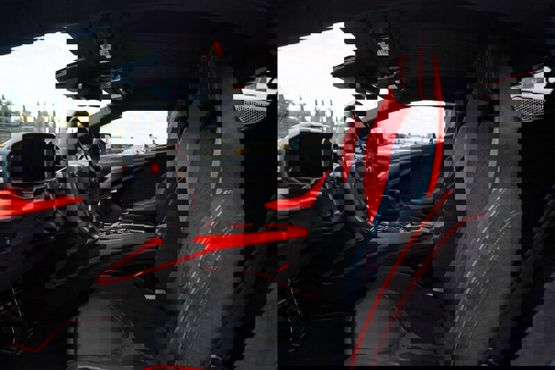 Used 2024 Lamborghini Revuelto image 19