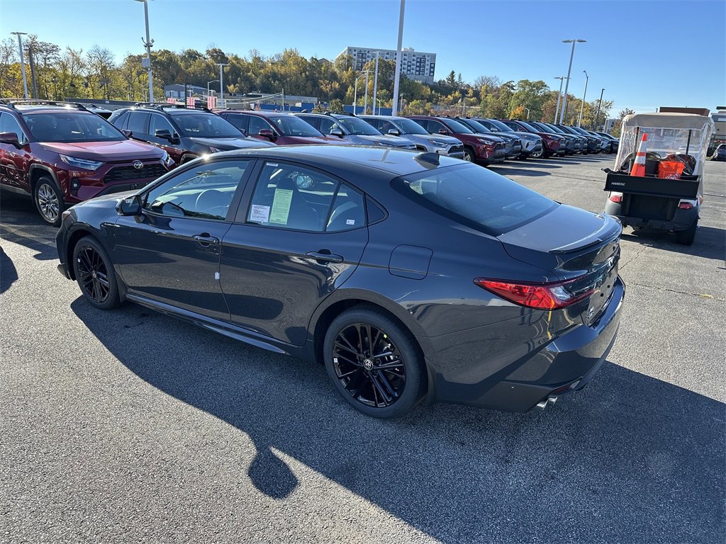 New 2026 Toyota Camry SE image 3