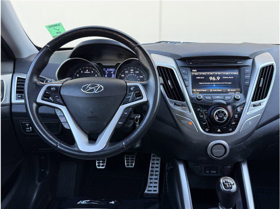 Used 2013 Hyundai Veloster w/ Style Pkg FWD image 8