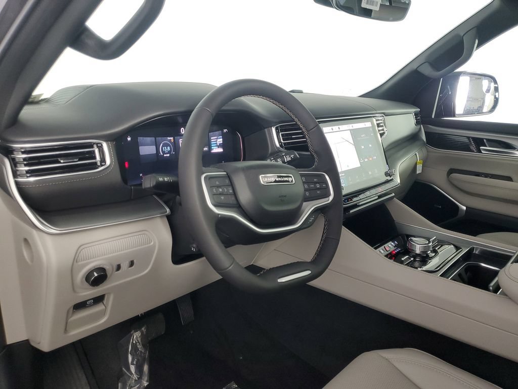 New 2026 Jeep Grand Wagoneer L Limited AWD/4WD image 11