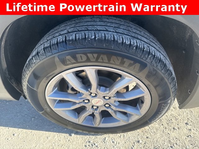 Used 2024 GMC Terrain SLT image 9