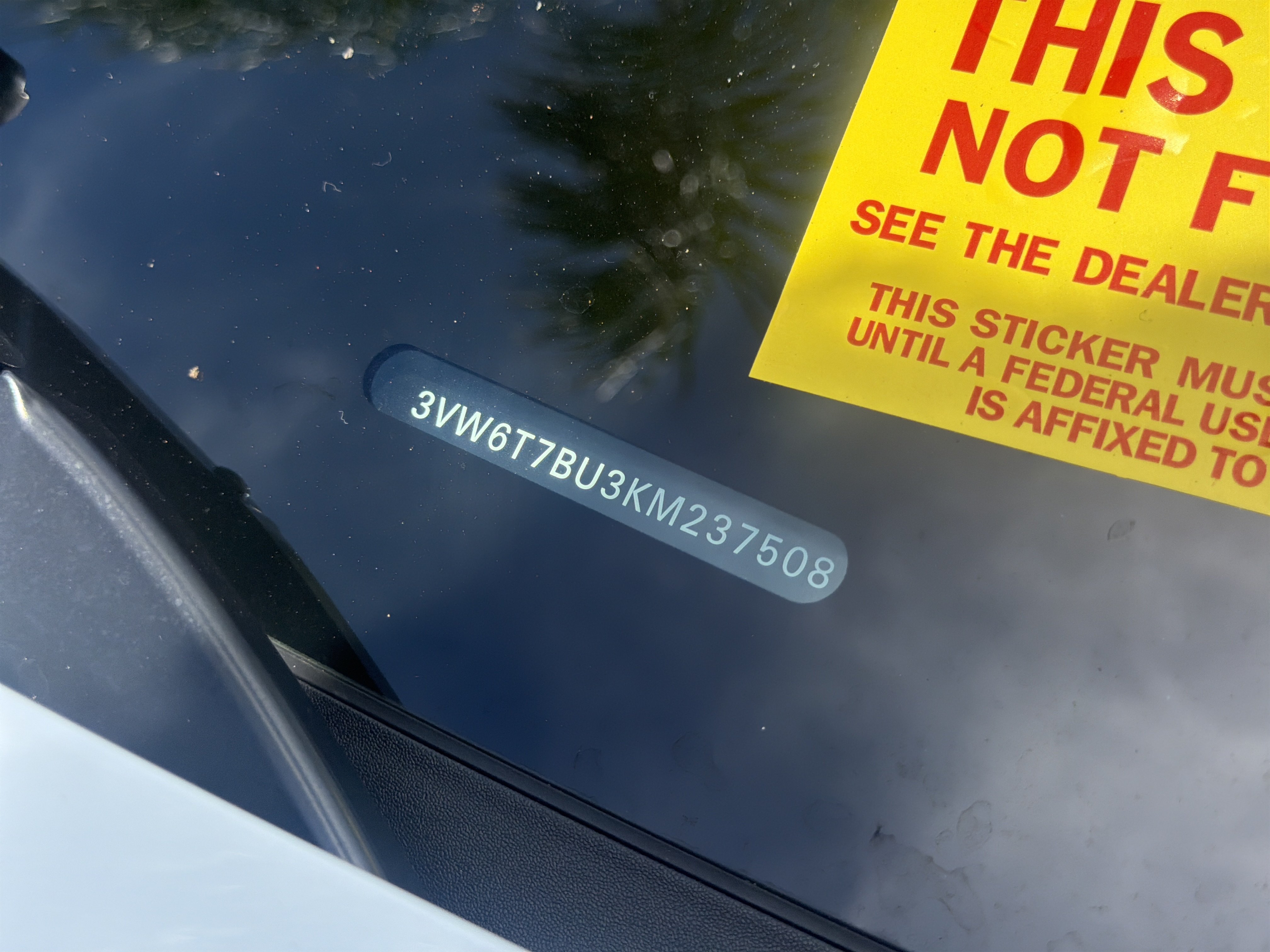 Used 2019 Volkswagen Jetta GLI FWD image 4