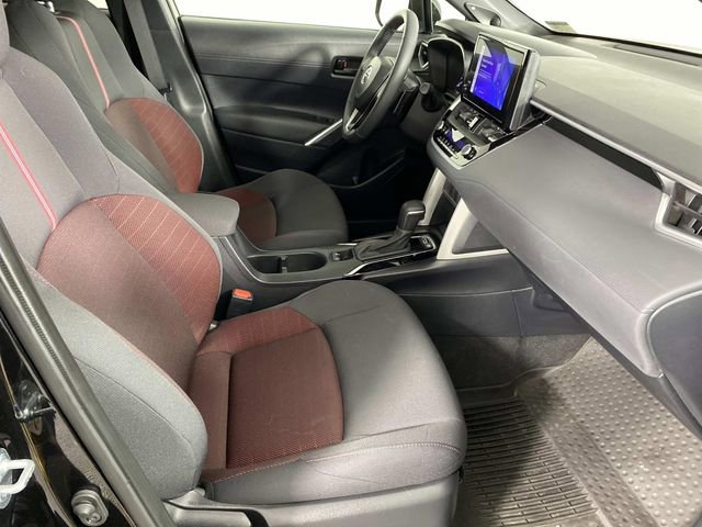 Used 2024 Toyota Corolla Cross AWD Hybrid w/ Moonroof Package image 9
