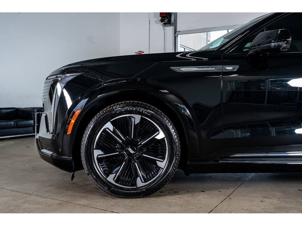 Used 2025 Cadillac Escalade IQ Sport 1 image 5