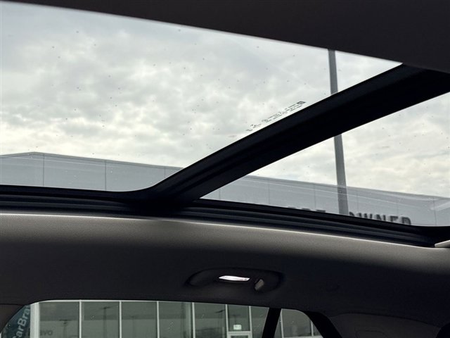 Certified 2023 Buick Envision Avenir image 19