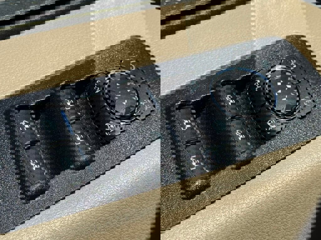 Used 2020 Ford F150 Lariat w/ Equipment Group 502A Luxury image 20