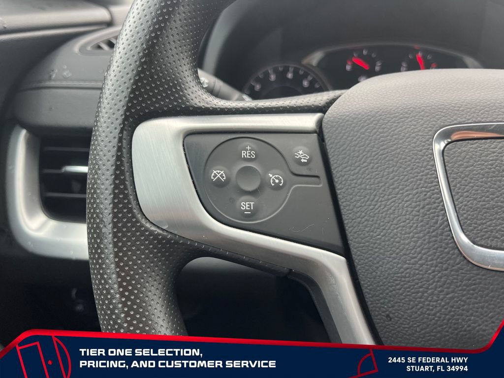 Used 2024 GMC Terrain SLE AWD/4WD image 26