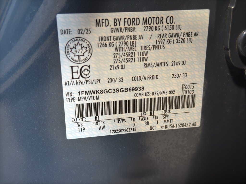 Used 2025 Ford Explorer ST image 44