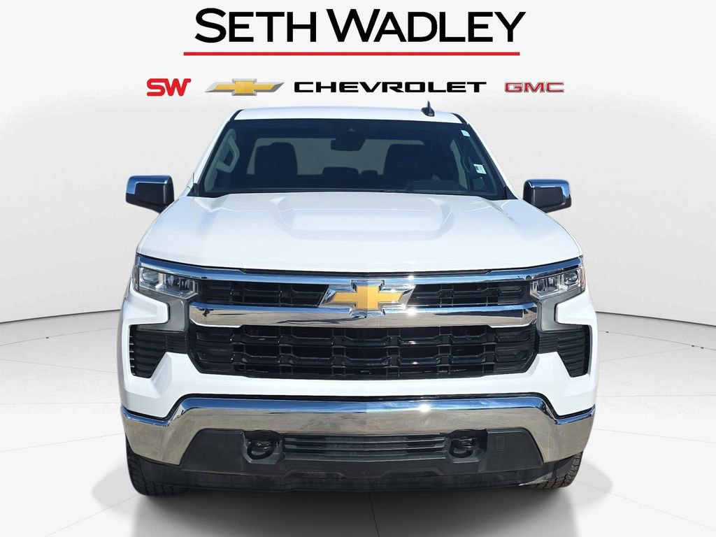 Used 2025 Chevrolet Silverado 1500 LT image 2