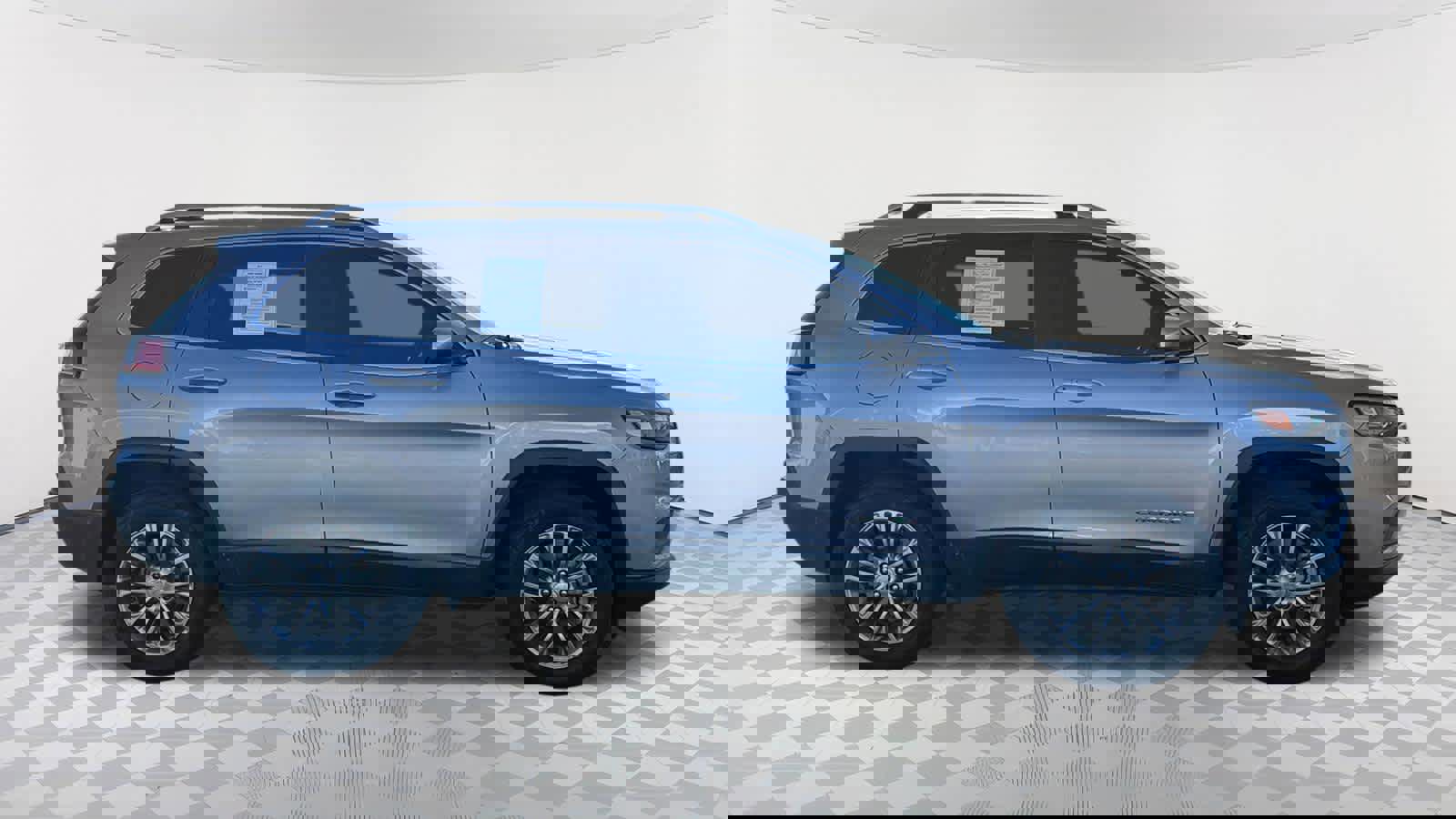 Used 2020 Jeep Cherokee Latitude Plus image 4