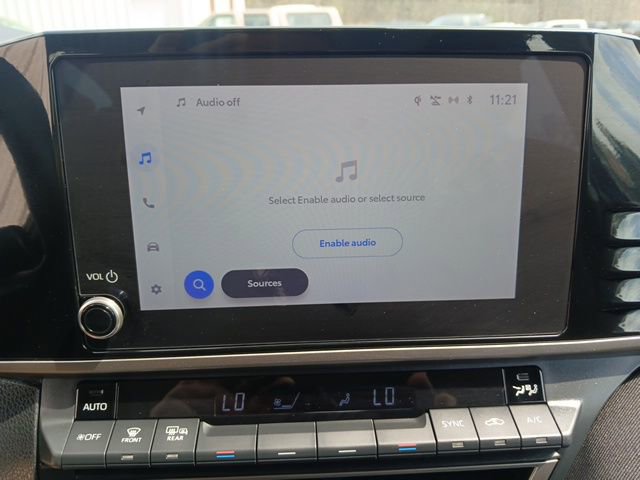 Used 2025 Toyota Camry LE image 29