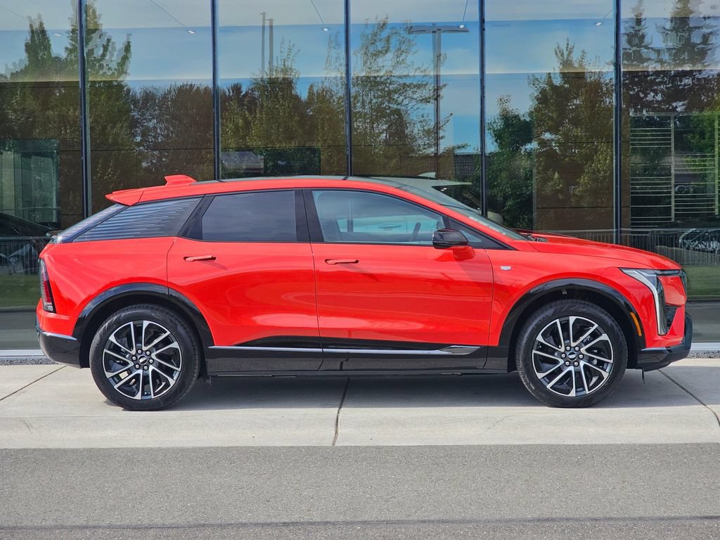 New 2026 Cadillac Optiq Sport 1 AWD/4WD image 6