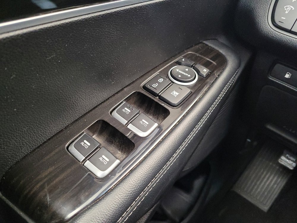 Used 2019 Kia Sorento LX image 27