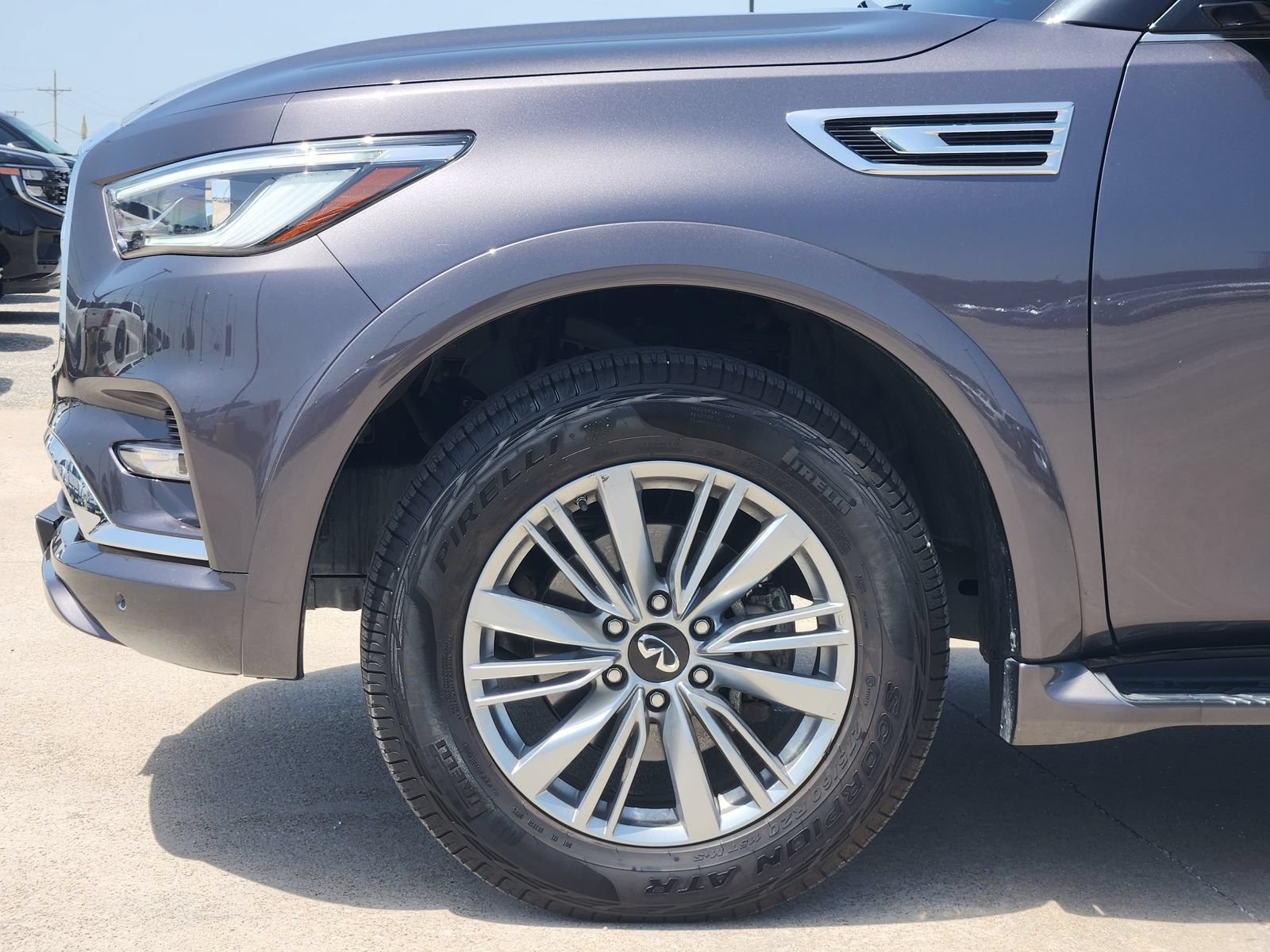Used 2024 INFINITI QX80 Luxe AWD/4WD image 9