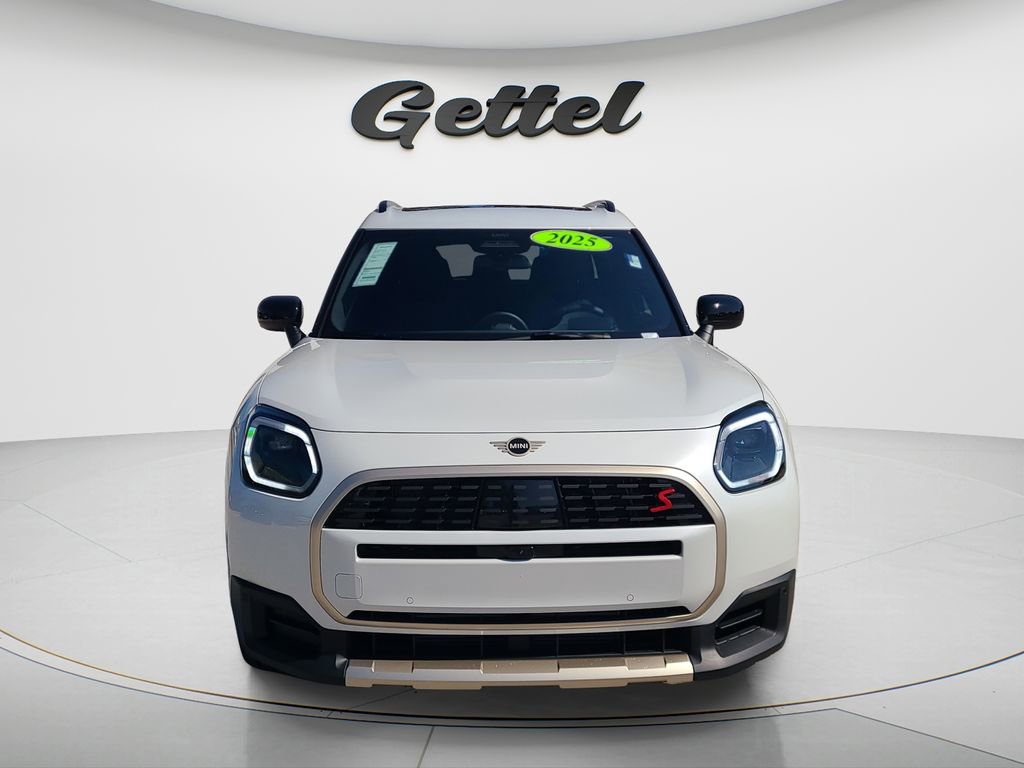 Used 2025 MINI Cooper Countryman S w/ Comfort Package Max image 8