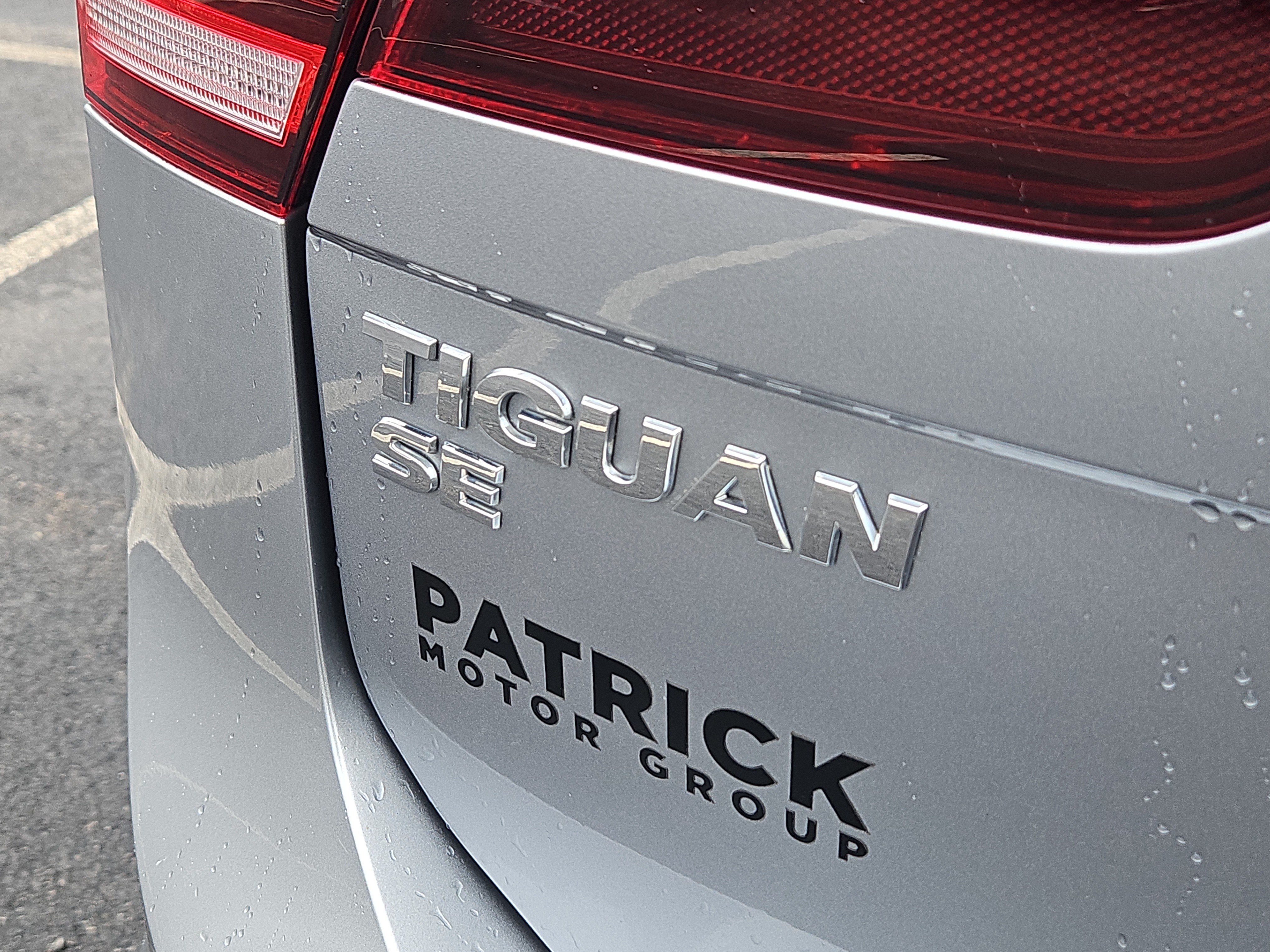 Used 2020 Volkswagen Tiguan SE AWD/4WD image 5