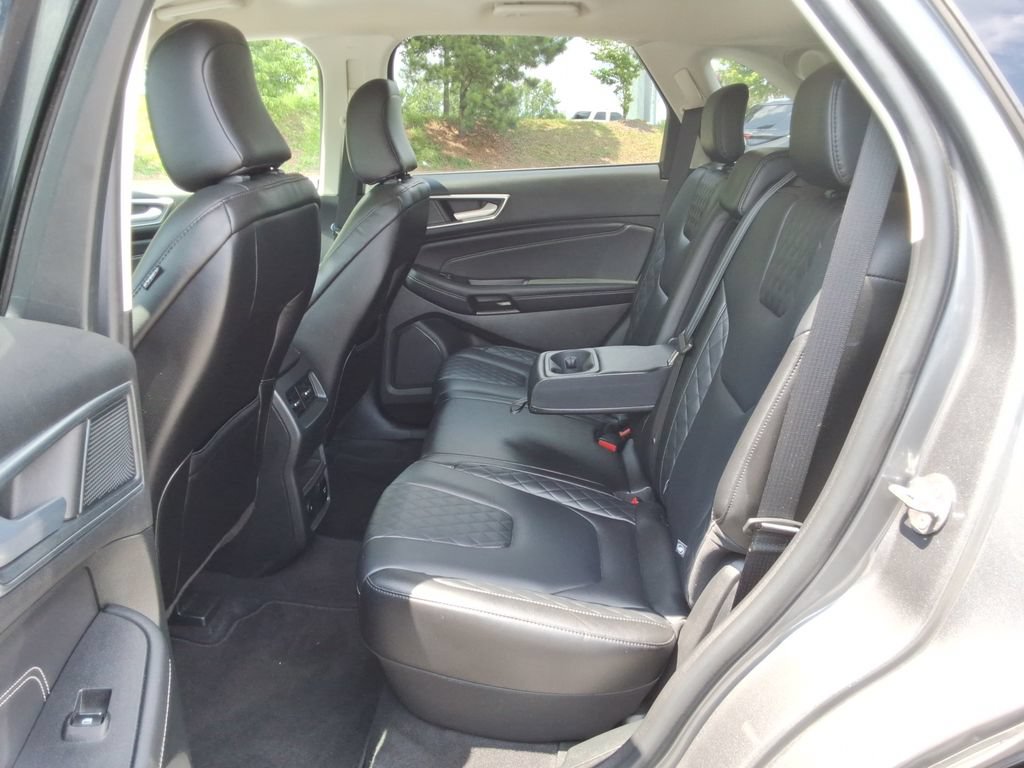 Used 2024 Ford Edge Titanium AWD/4WD image 18