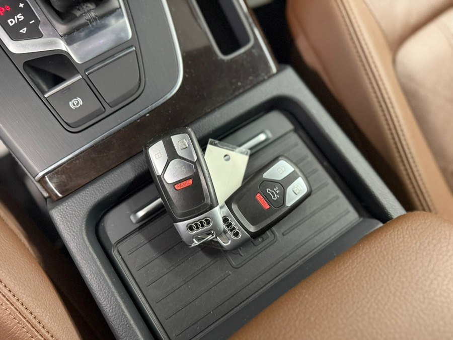 Used 2019 Audi Q5 2.0T Premium Plus w/ Premium Plus Package AWD/4WD image 38