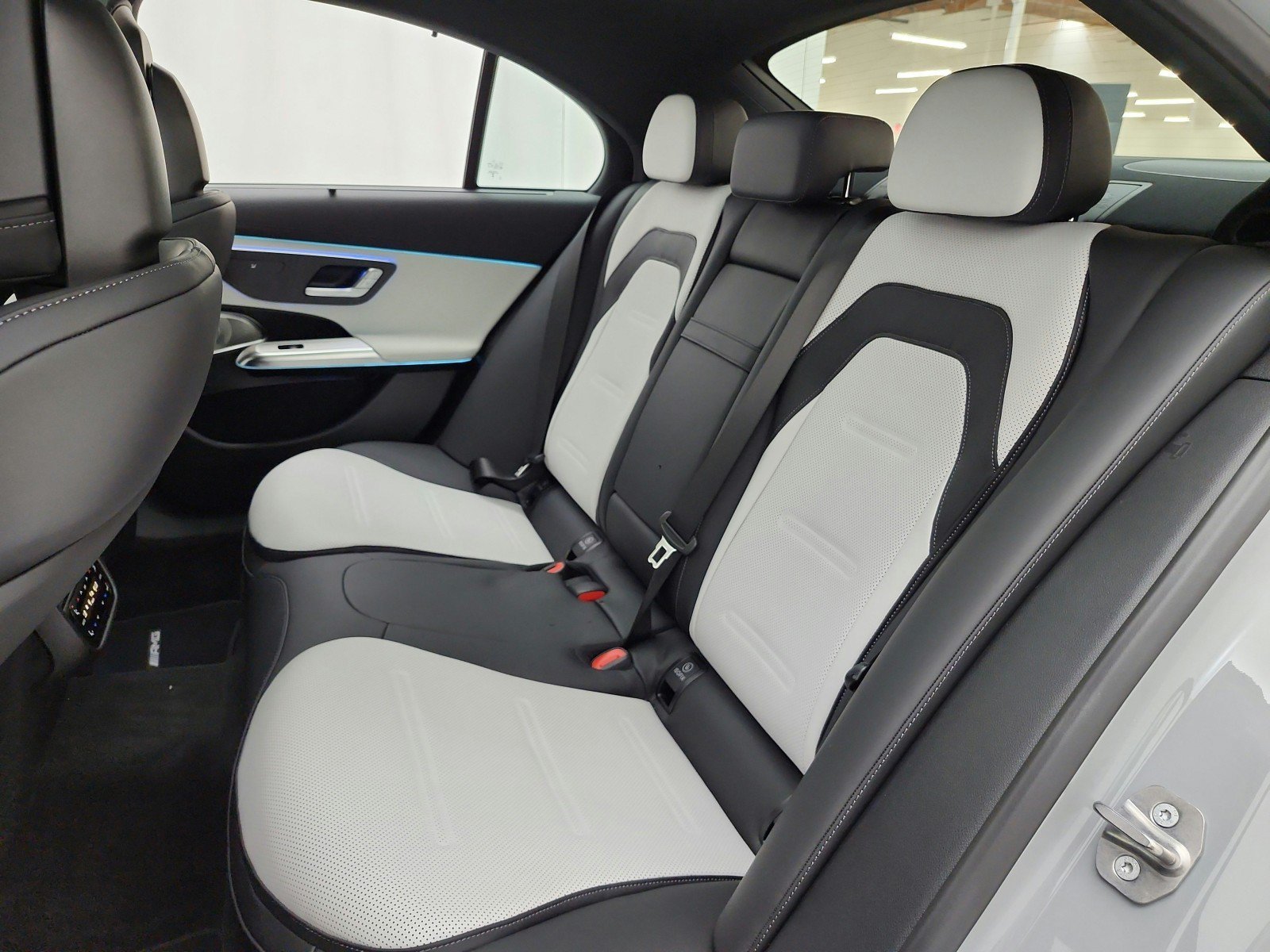 New 2027 Mercedes-Benz E 53 AMG e 4MATIC Sedan image 11