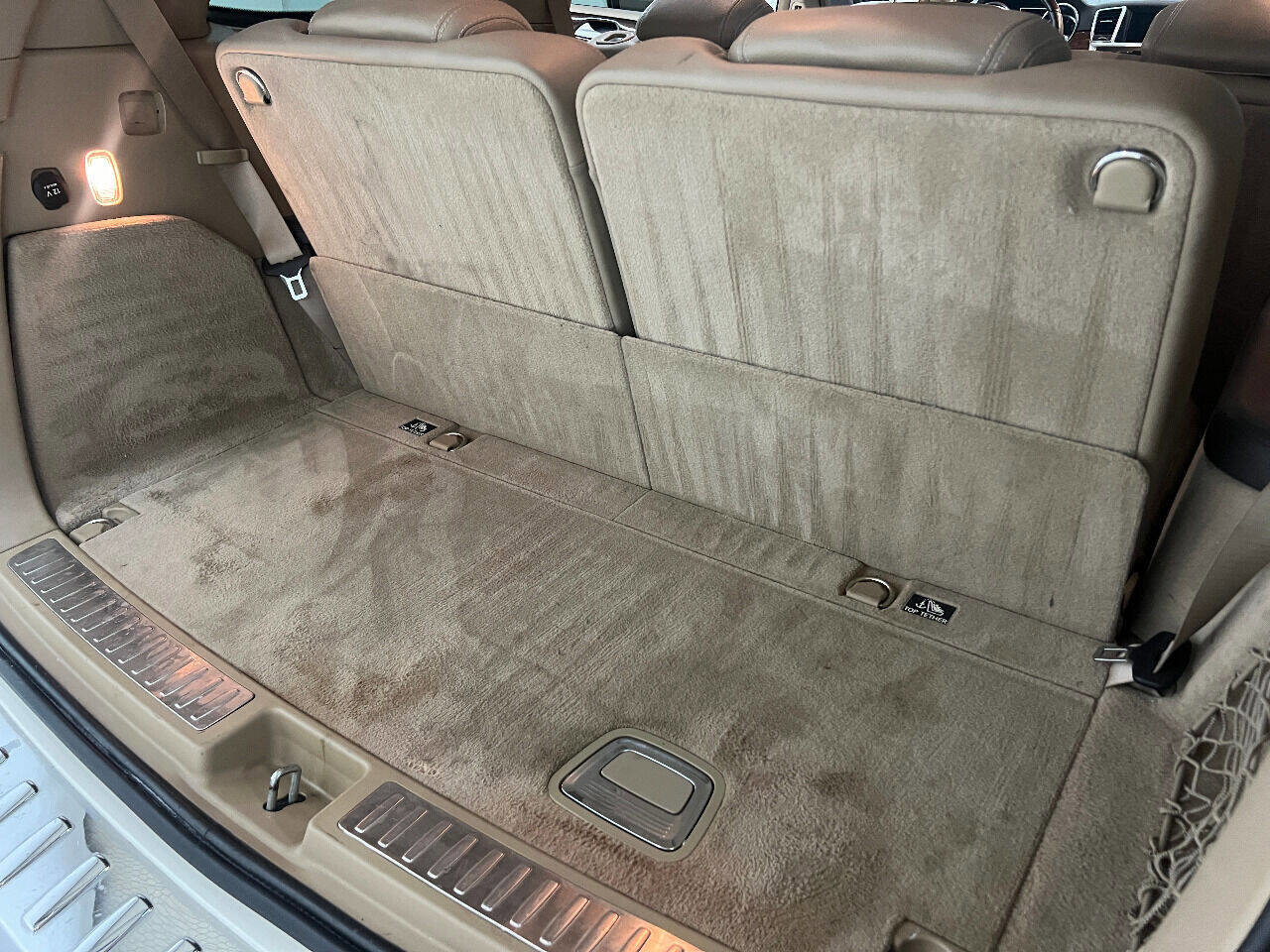 Used 2014 Mercedes-Benz GL 550 4MATIC image 49