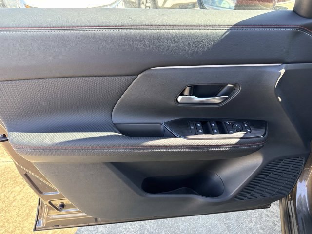 New 2027 Nissan Kicks SR FWD image 21