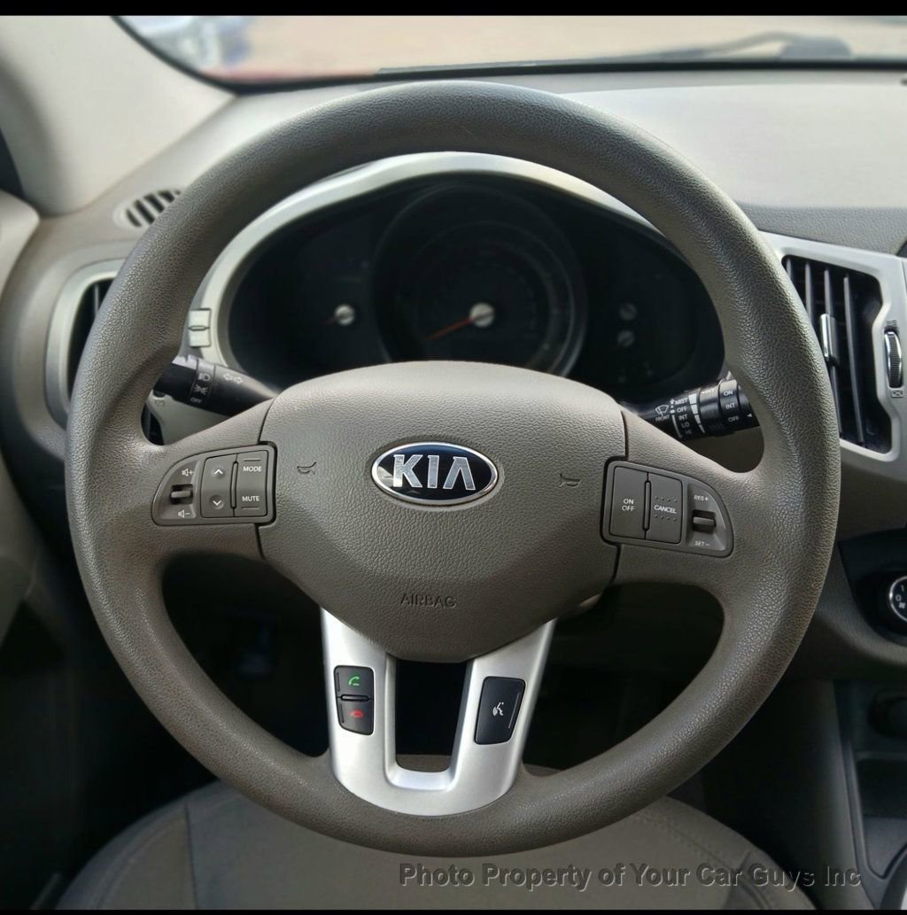 Used 2013 Kia Sportage LX w/ Convenience Pkg image 19