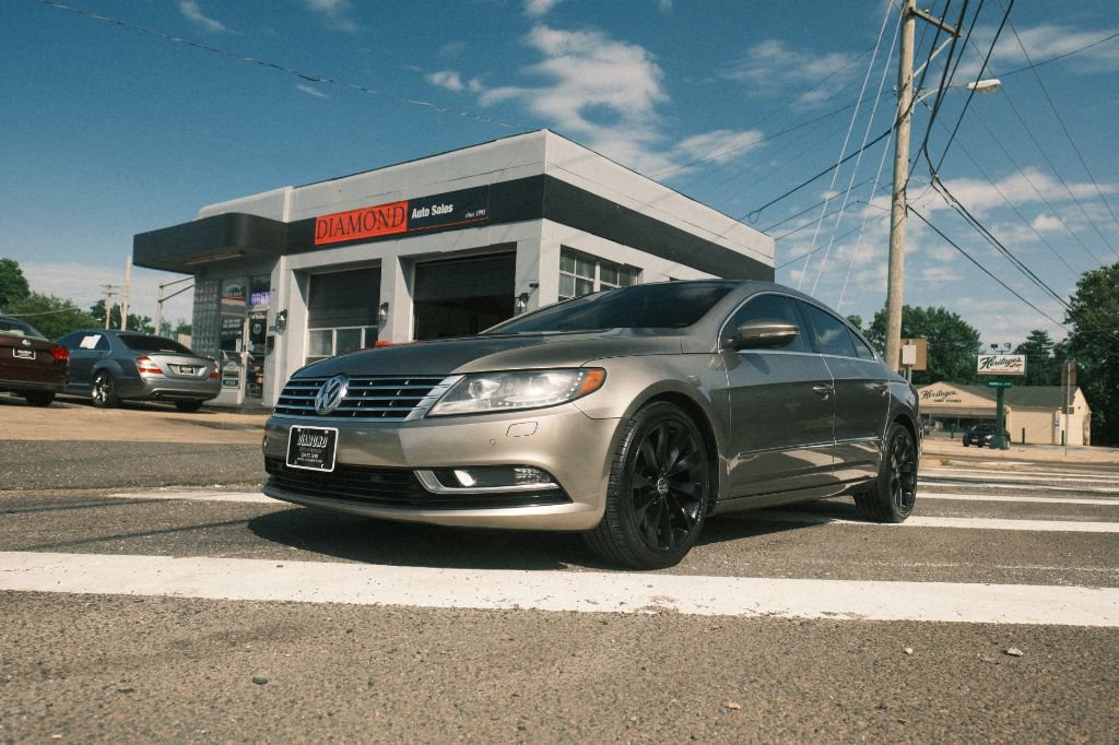 Used 2013 Volkswagen CC Executive AWD/4WD image 1