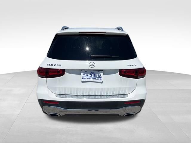 Used 2020 Mercedes-Benz GLB 250 4MATIC image 6