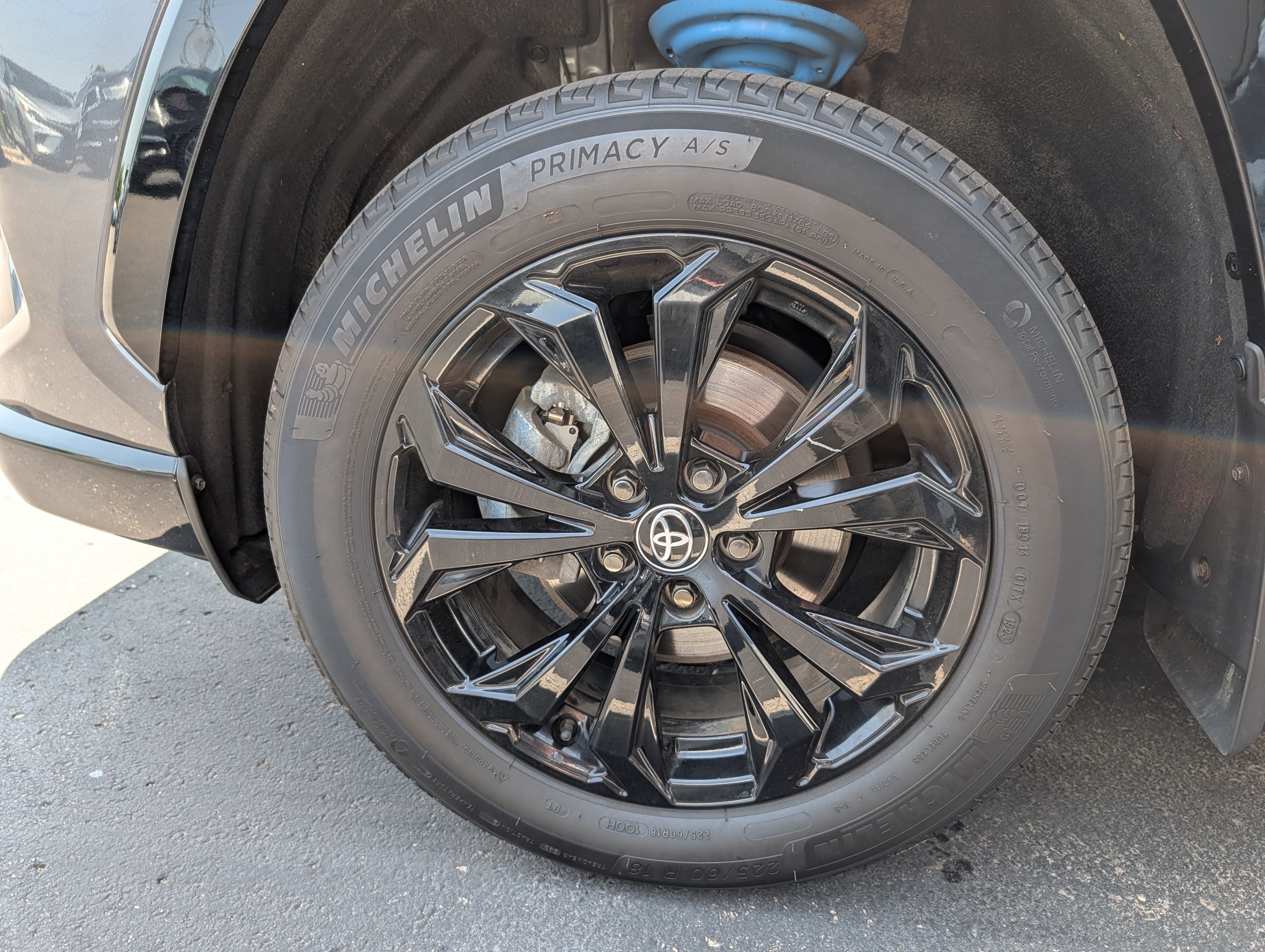 Used 2023 Toyota RAV4 XSE AWD/4WD image 15