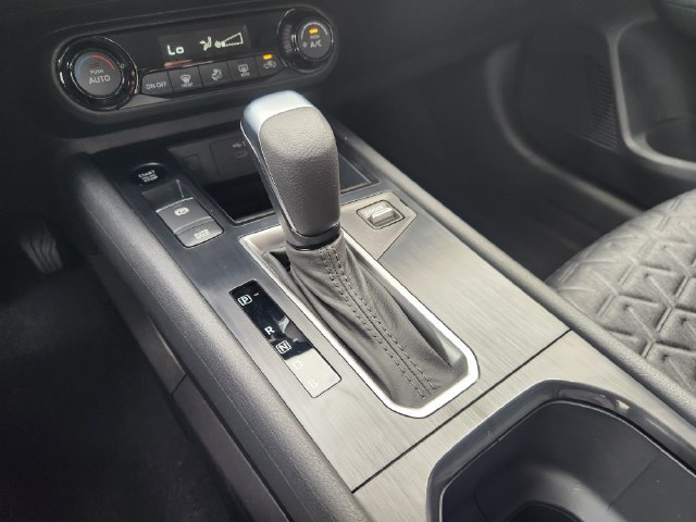 New 2027 Nissan Kicks SV FWD image 19