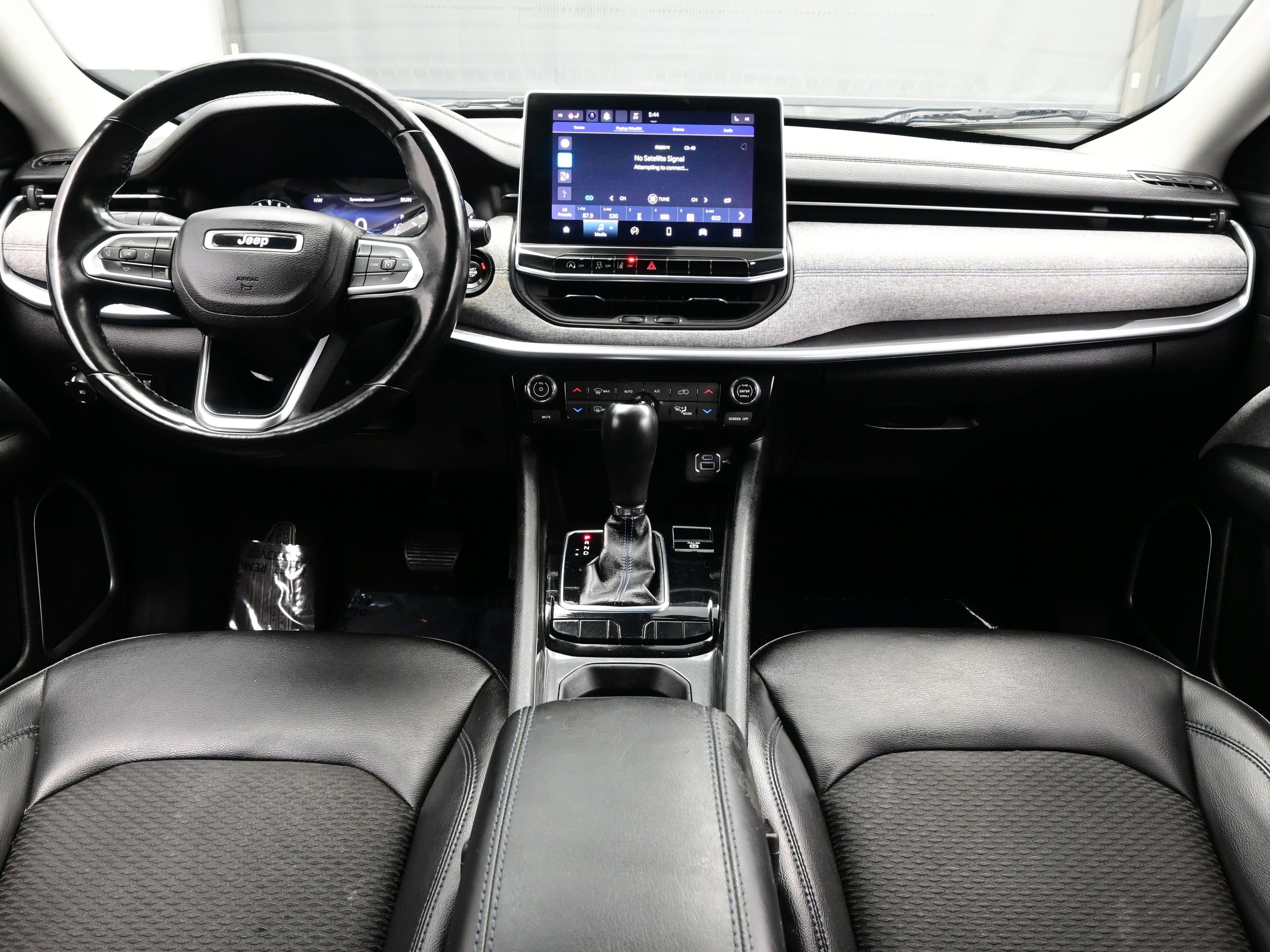Used 2022 Jeep Compass Latitude w/ Convenience Group image 17