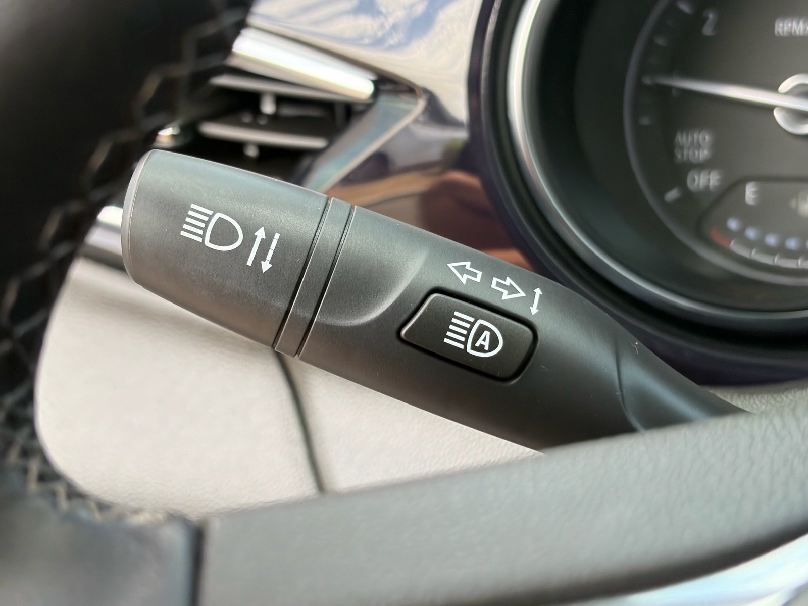 Used 2023 Buick Encore GX Essence w/ Experience Buick Package FWD image 16