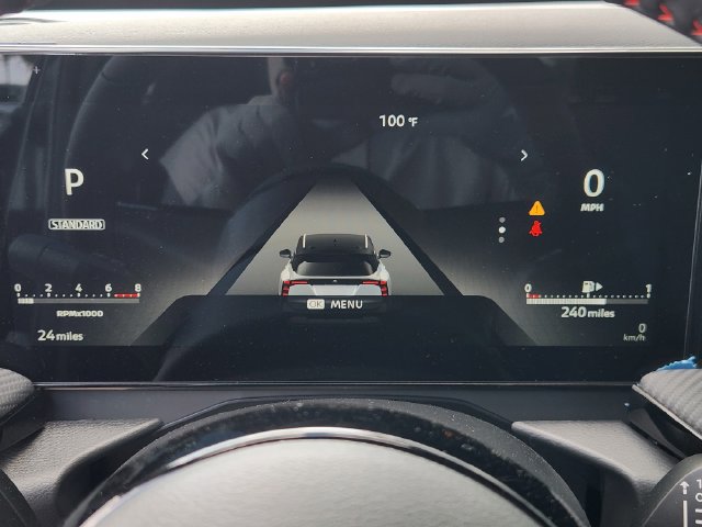 New 2025 Nissan Kicks SR w/ Illumination Package FWD image 13