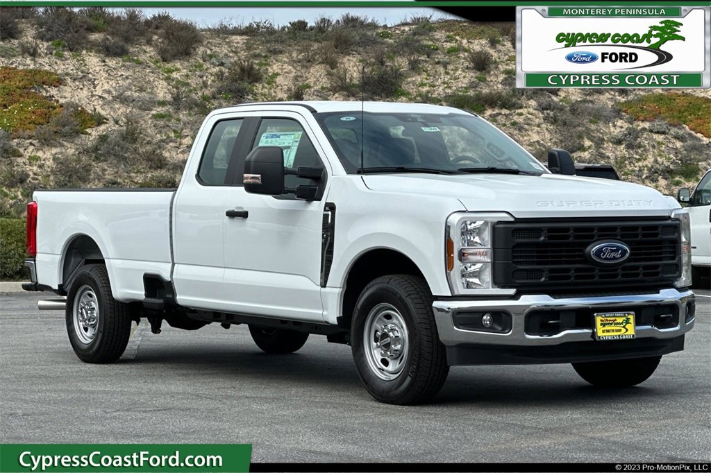 New 2025 Ford F250 XL w/ XL Chrome Package image 1
