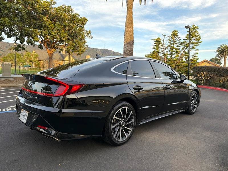 Used 2021 Hyundai Sonata Limited w/ Preferred Accessory Package FWD image 13