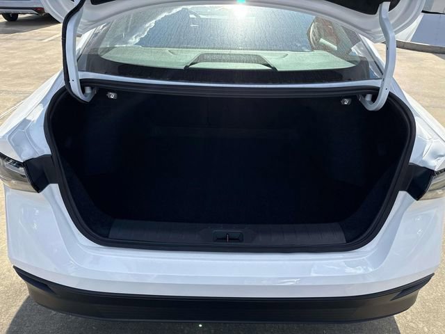 New 2026 Nissan Sentra SV w/ Floor Mat Package FWD image 10