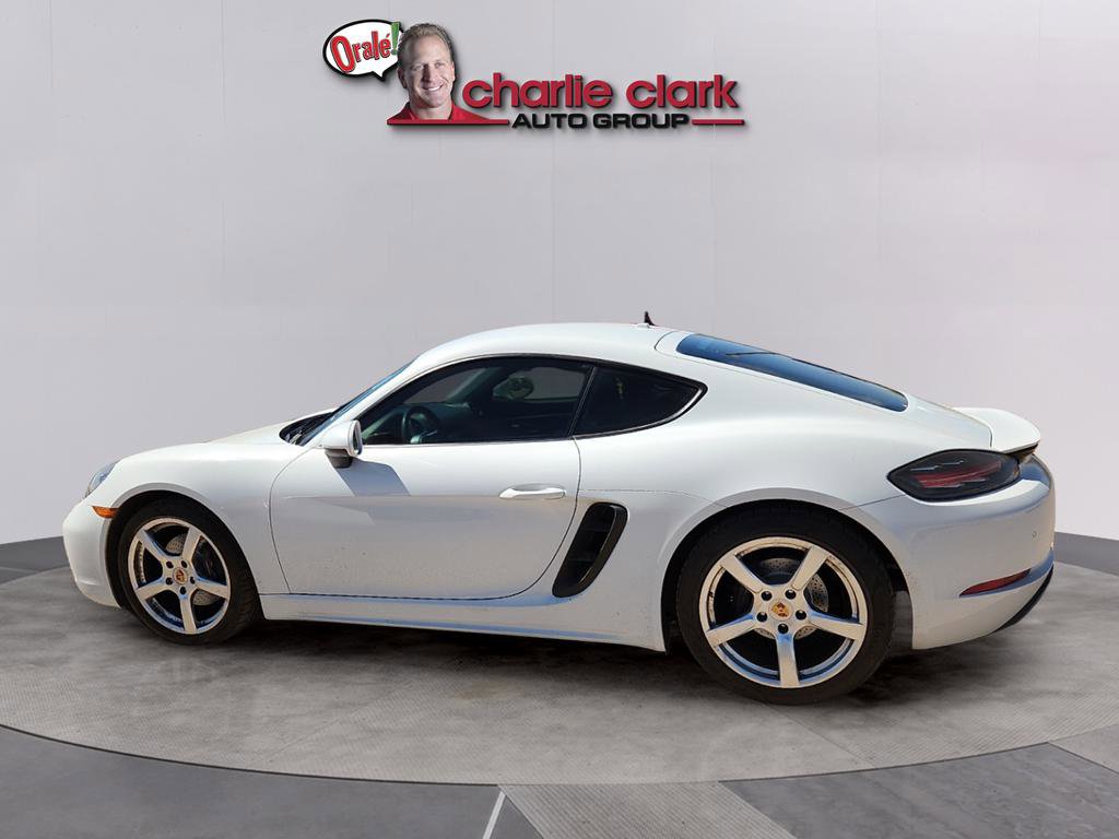Used 2021 Porsche 718 Cayman image 2