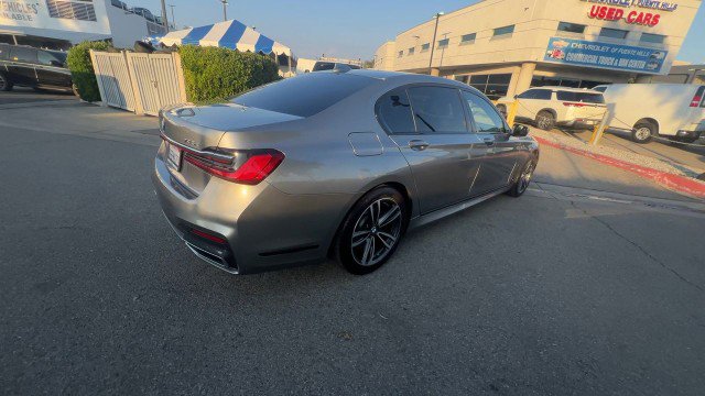 Used 2020 BMW 745e xDrive image 8