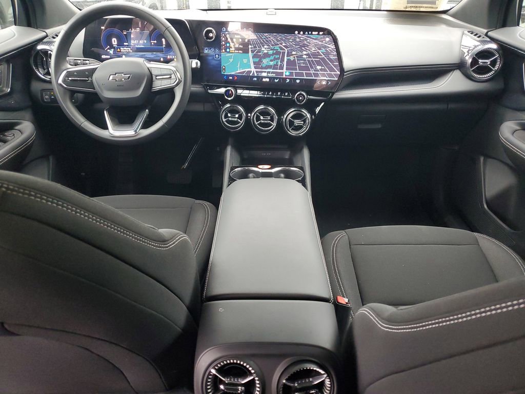 Used 2026 Chevrolet Blazer EV LT w/ Midnight/Sport Edition image 9