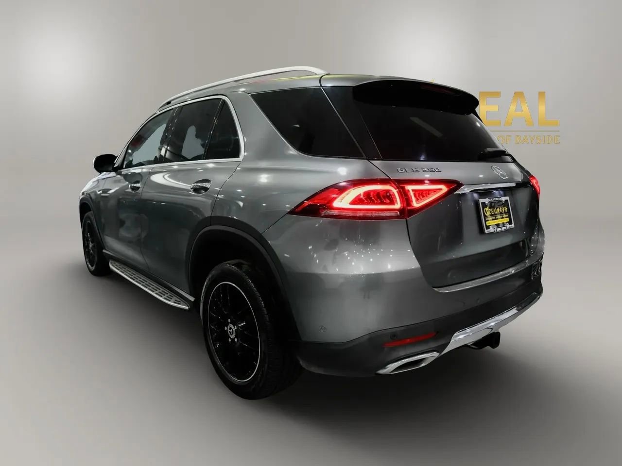 Used 2020 Mercedes-Benz GLE 350 4MATIC image 4